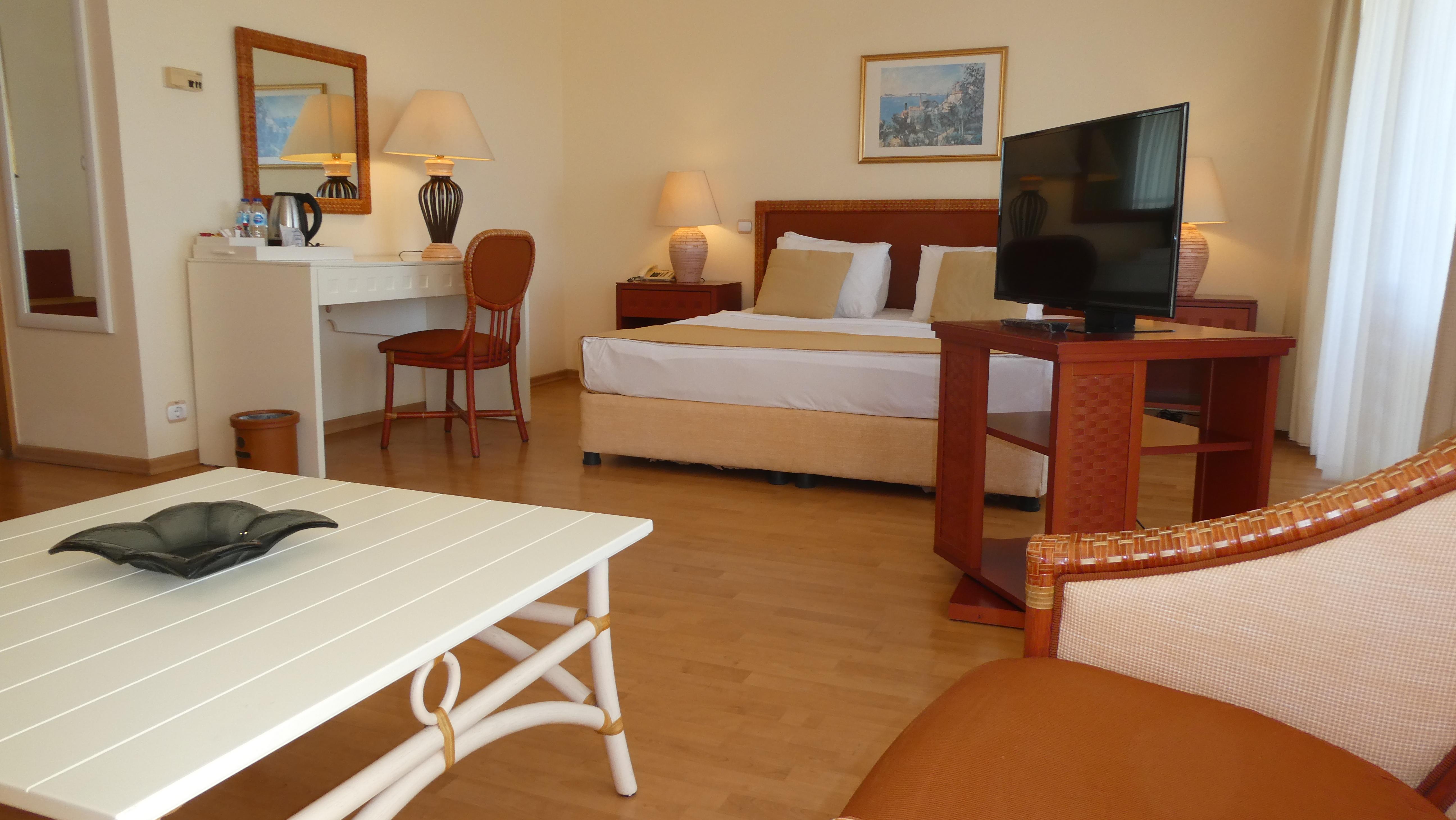 Presa Di Finica Hotel & Suites Finike Dış mekan fotoğraf